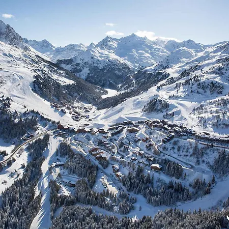 3 Pieces Avec Balcon Sud, Cheminee Et Wi-fi Gratuit, A Deux Pas Des Pistes - Fr-1-182-57 Apartment Meribel